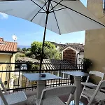 Serena, Comfort E Terrazza Privata Apartment