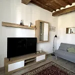 Serena, Comfort E Terrazza Privata * Lucca