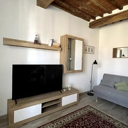 Serena, Comfort E Terrazza Privata * Lucca