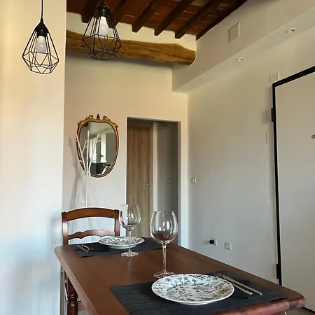 Lägenhet Serena, Comfort E Terrazza Privata Lucca